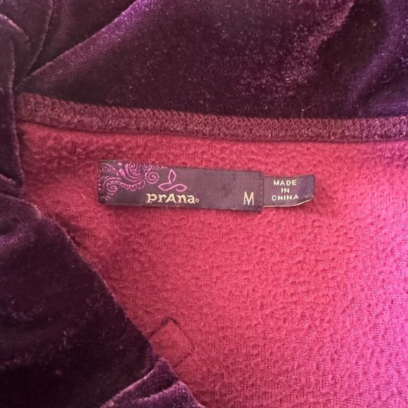 Prana Fleece Pullover with velvet collar size M - Picture 6 of 7